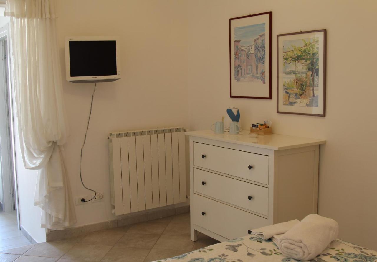 Hostal La Stanza Di Vali Sperlonga Exterior foto